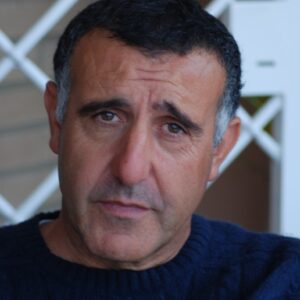 Sandro Ghiani è nato a Carbonia, 8 novembre 1953